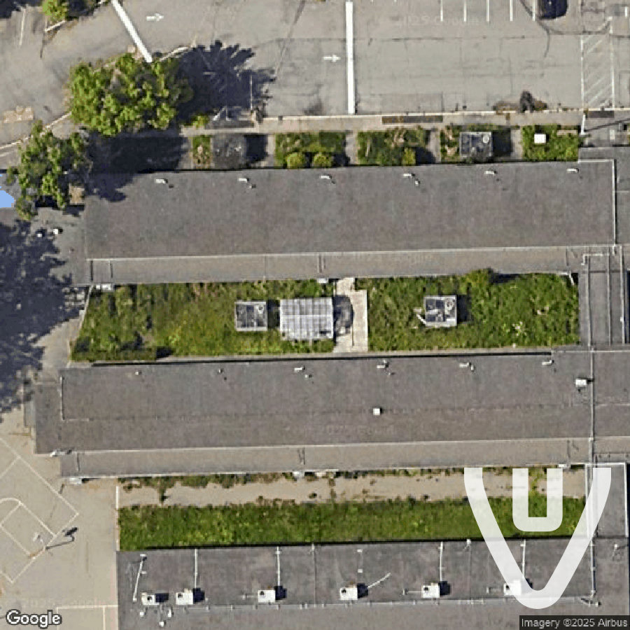 Blue School abandoned location in California, California, United States - School for urban exploration