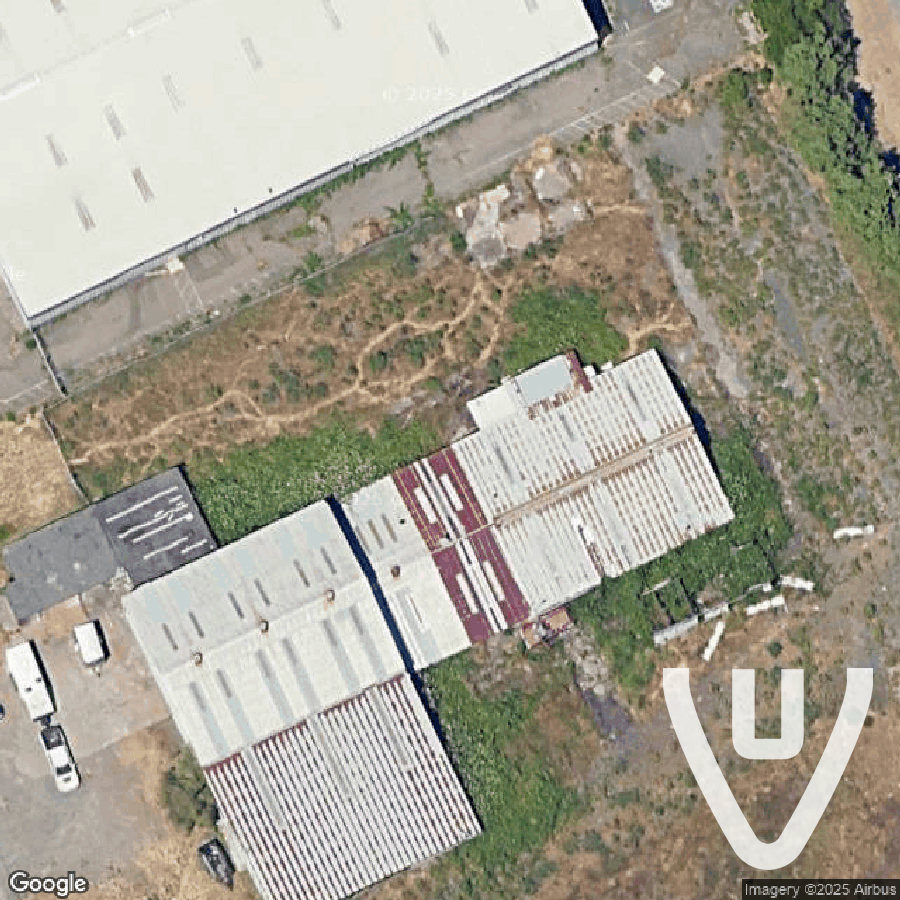 The Old Garage abandoned location in California, California, United States - Garage for urban exploration