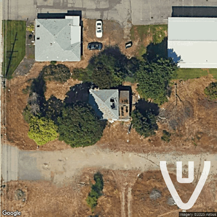 Pines House abandoned location in Washington, Washington, United States - House for urban exploration