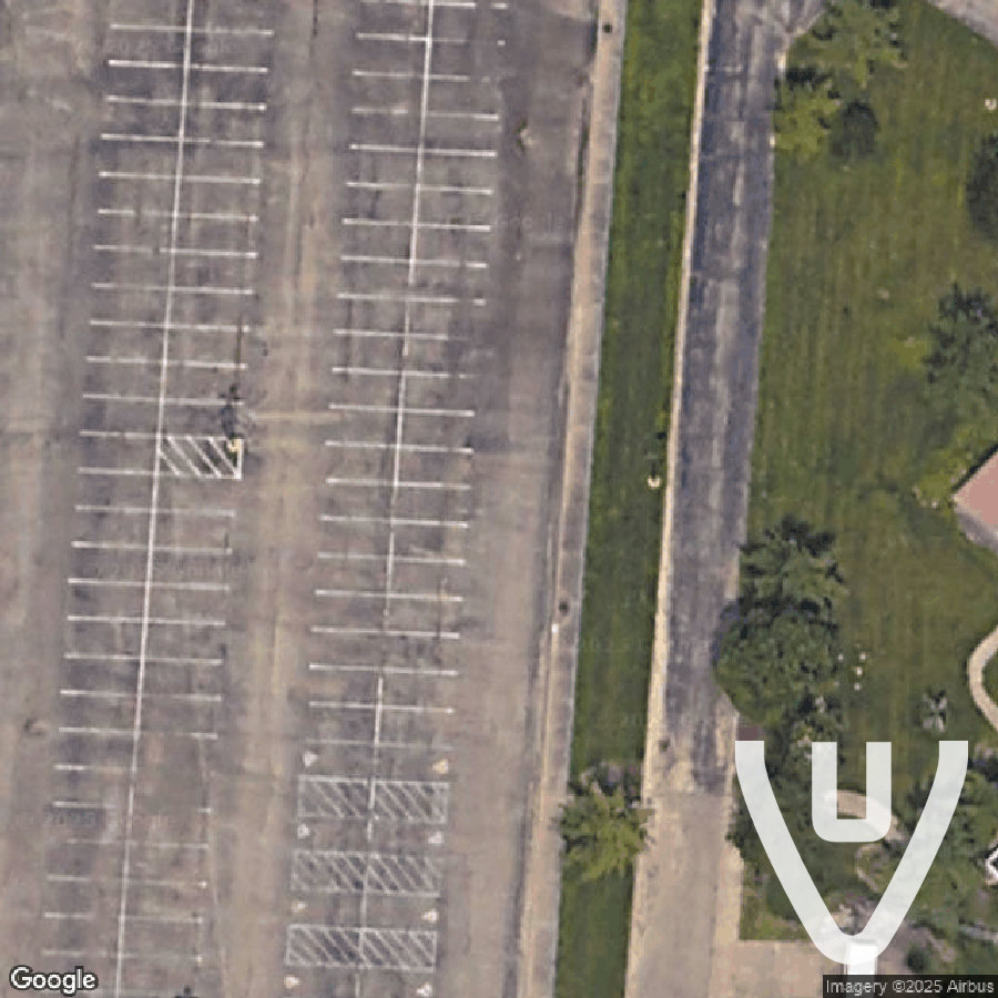 The Water Park abandoned location in Ohio, Ohio, United States - Swimmingpool for urban exploration