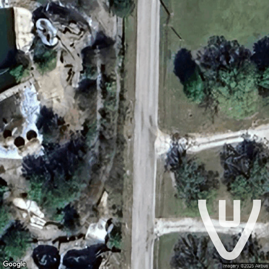 Swimmingpool Aquatique abandoned location in Missouri, Missouri, United States - Swimmingpool for urban exploration