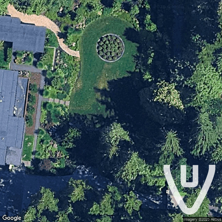 Villa Dog abandoned location in Washington, Washington, United States - House for urban exploration