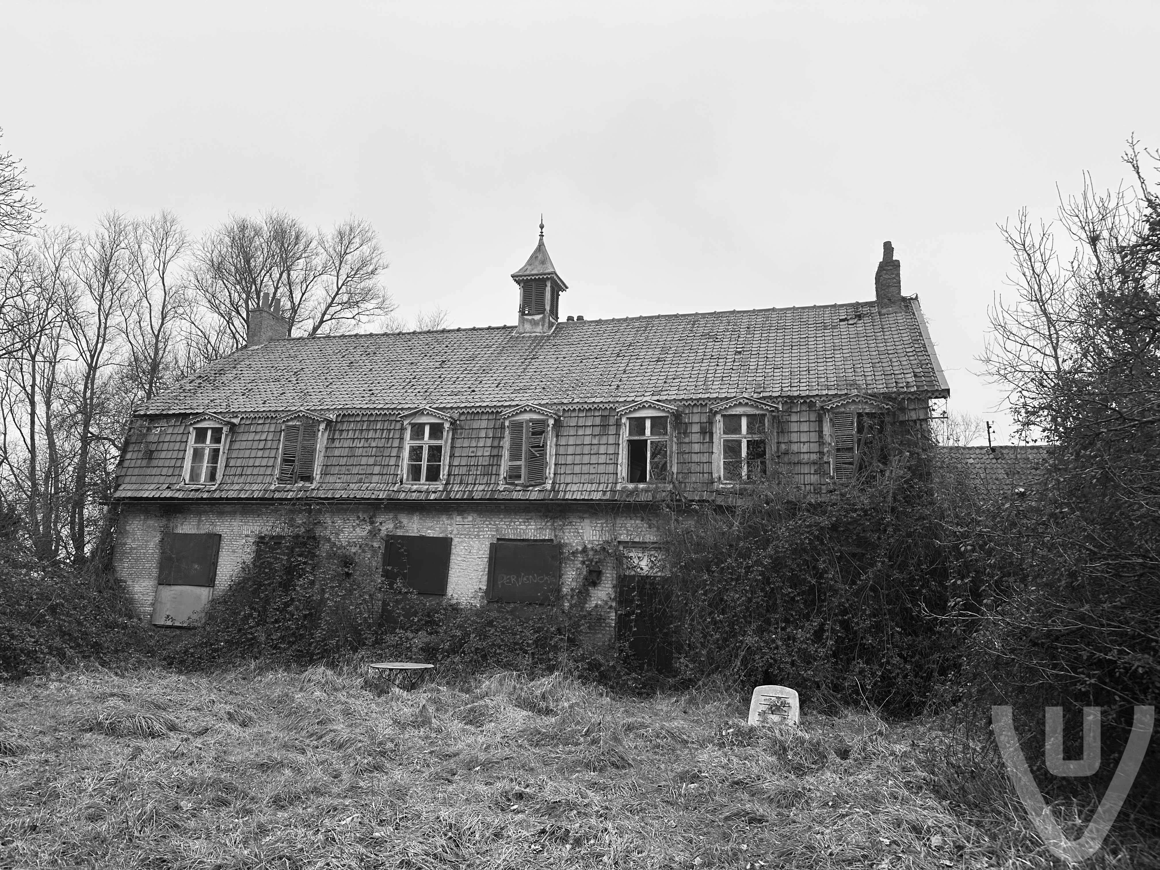 Manoir 1800 urban exploration location in France - Image 2