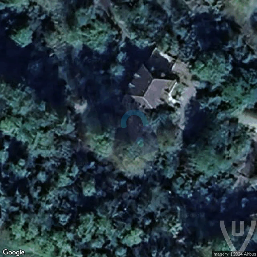 Manoir Flipper / Mansion Pinball abandoned location in Auvergne-Rhone-Alpes, Auvergne-Rhone-Alpes, France - House for urban exploration