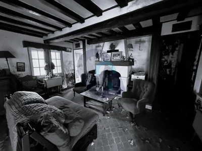 Manoir Aux Milles Livres - Maison Santons urban exploration location in France - Image 3