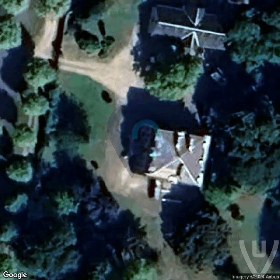 Manoir Bobo abandoned location in Auvergne-Rhone-Alpes, Auvergne-Rhone-Alpes, France - House for urban exploration