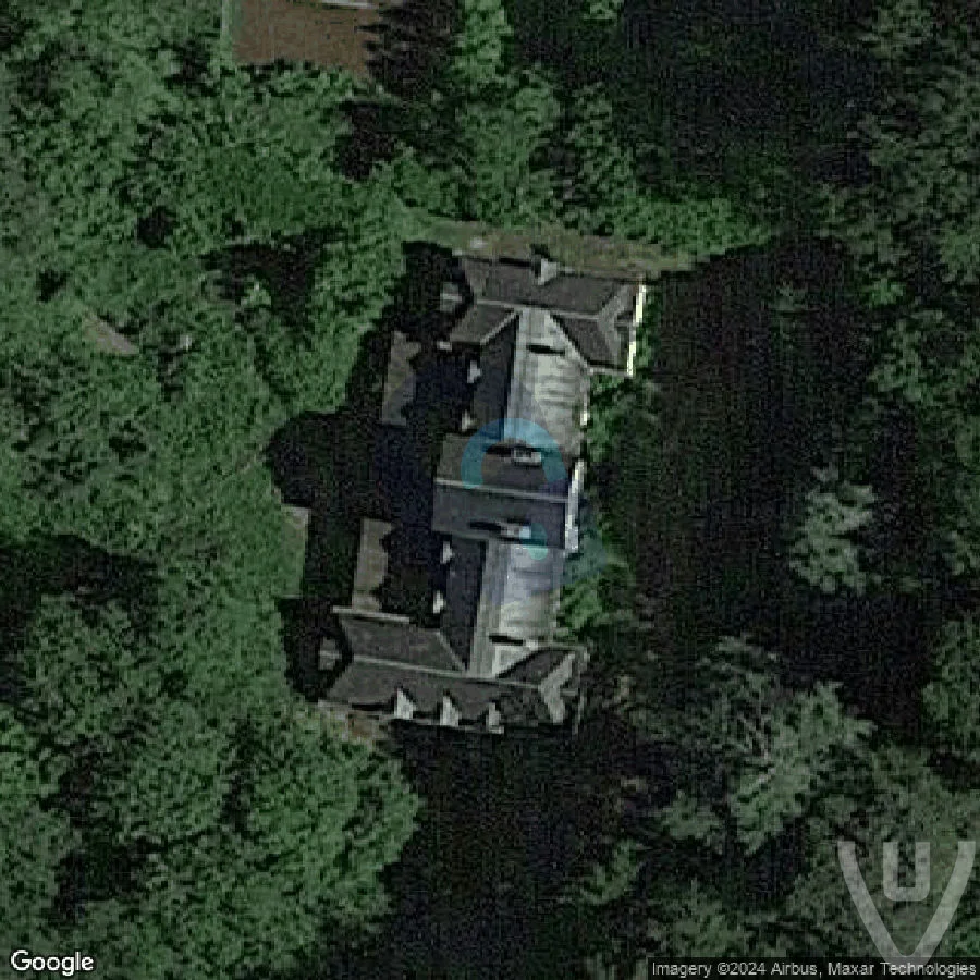 Kasteel Haichoux abandoned location in Brittany, Brittany, France - Castle for urban exploration