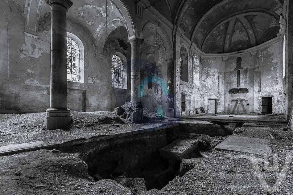 Gravestone Church urban exploration location in Belgium - Image 2