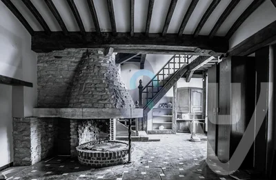 Golden Castle urban exploration location in France - Image 2