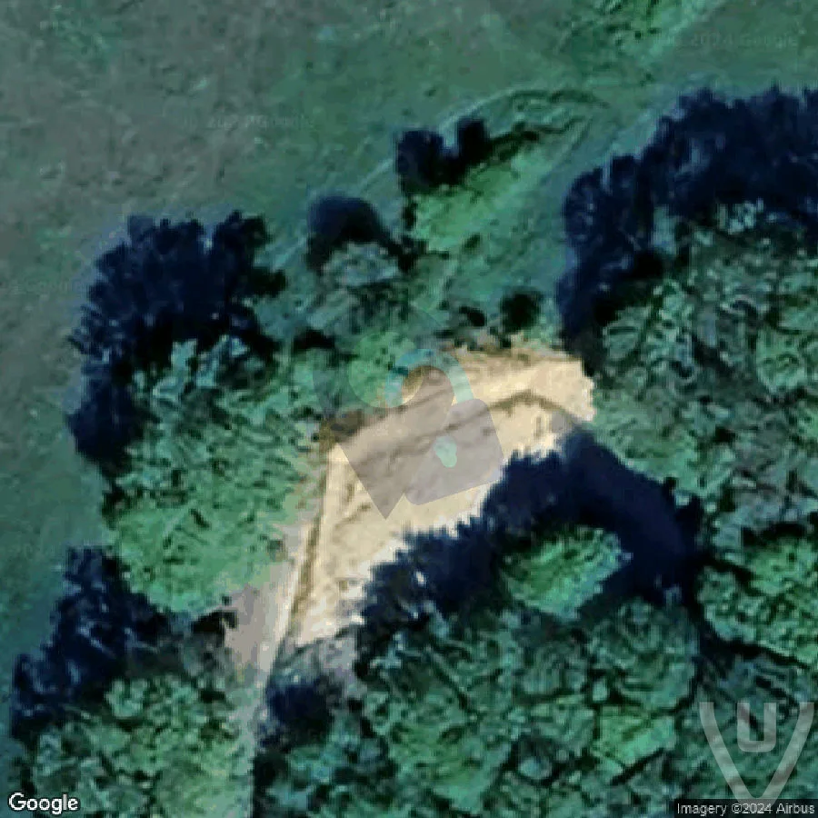 Maison Enorme Mysterieux abandoned location in Loire Region, Loire Region, France - House for urban exploration