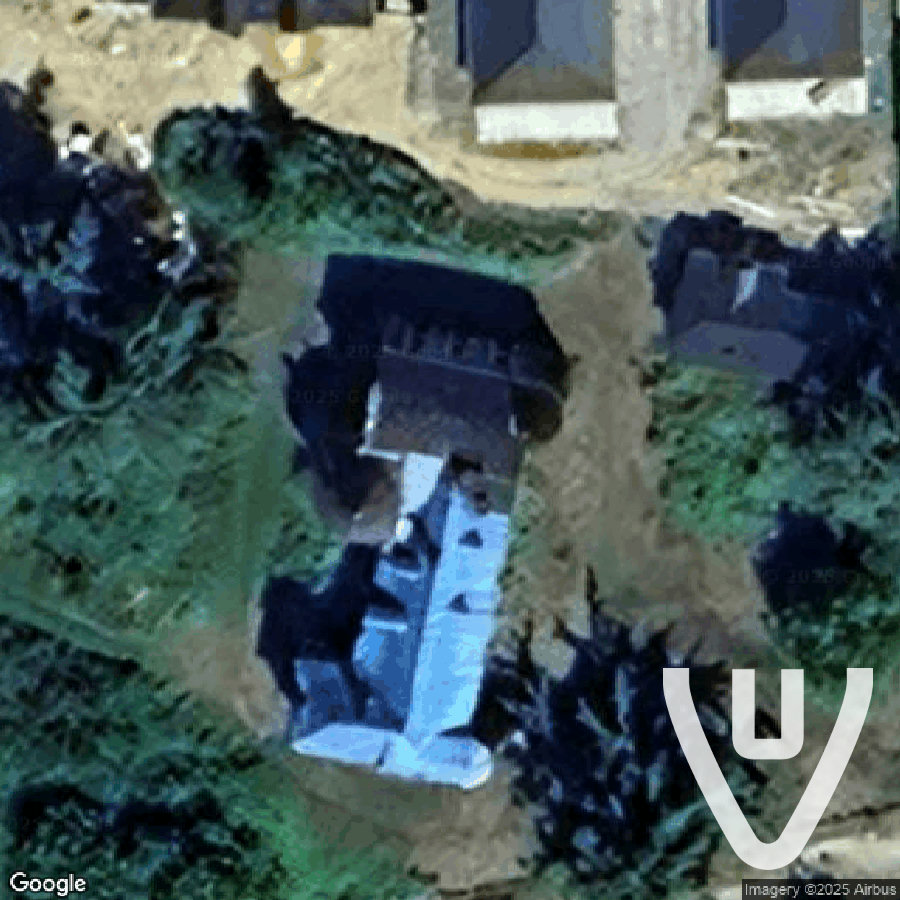 Château Bicolore abandoned location in Brittany, Brittany, France - Castle for urban exploration