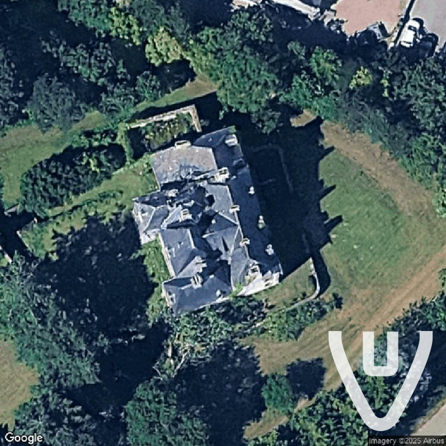 Château du Marais abandoned location in Brittany, Brittany, France - House for urban exploration