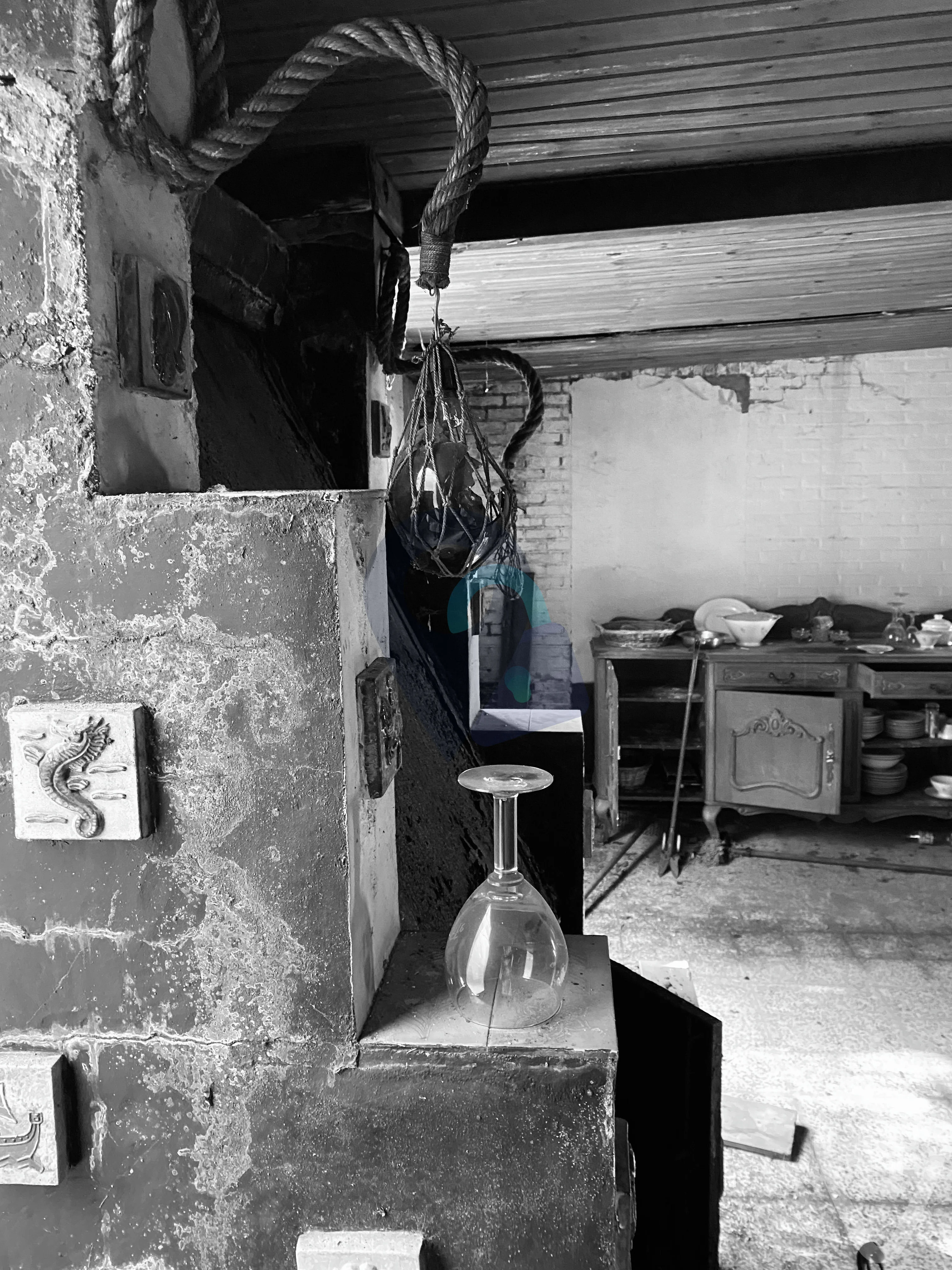 Maison Black Dress urban exploration location in Belgium - Image 2