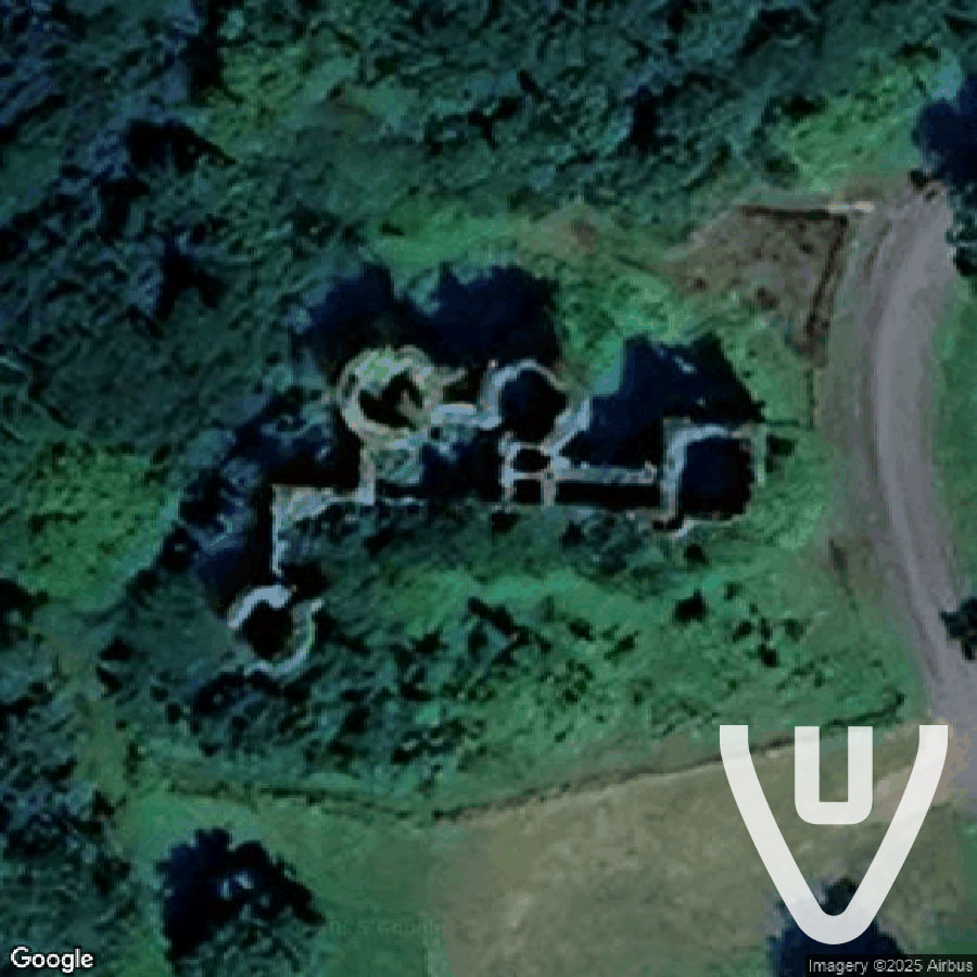 Wolf Wood Castle / Chateau du bois au loup