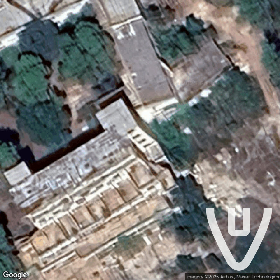 Zoom Hotel abandoned location in Provence-Alpes-Cote d'Azur, Provence-Alpes-Cote d'Azur, France - Hotel for urban exploration