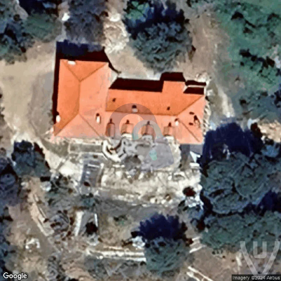 Villa du fauteuil abandoned location in Provence-Alpes-Cote d'Azur, Provence-Alpes-Cote d'Azur, France - Villa for urban exploration