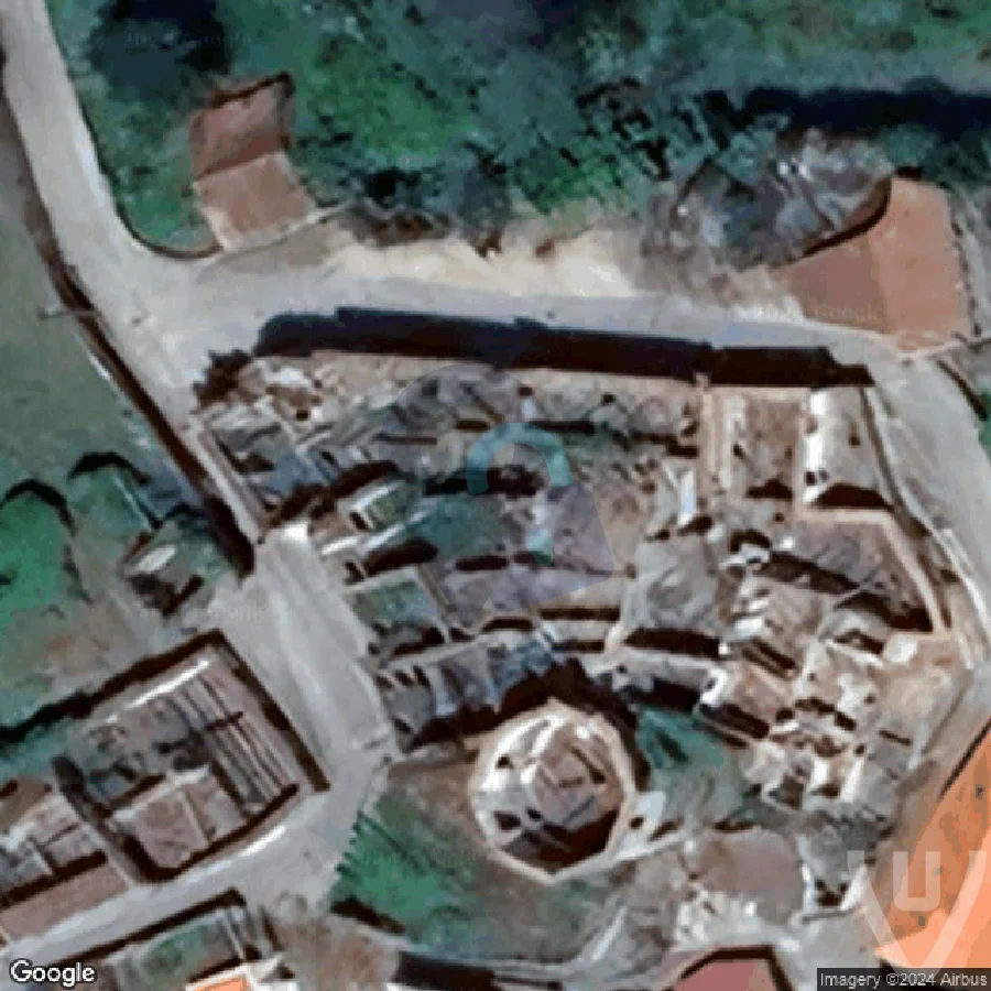 Casa entre as arvores