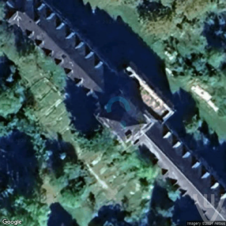 Château d'édra abandoned location in Auvergne-Rhone-Alpes, Auvergne-Rhone-Alpes, France - Castle for urban exploration