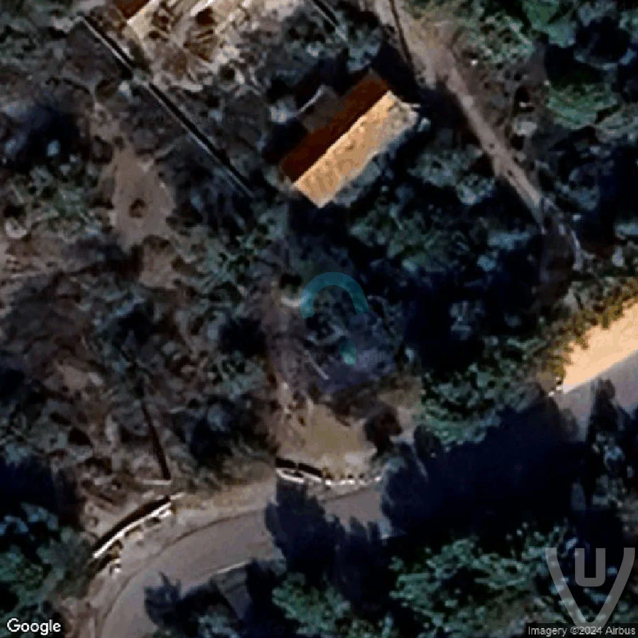 Le domaine du Relais abandoned location in Provence-Alpes-Cote d'Azur, Provence-Alpes-Cote d'Azur, France - Factory for urban exploration