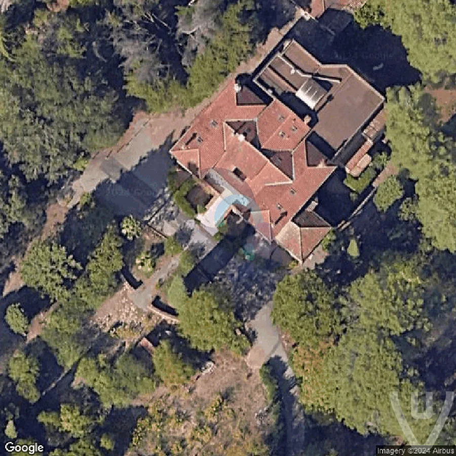 Hotel de l'Anneau abandoned location in Provence-Alpes-Cote d'Azur, Provence-Alpes-Cote d'Azur, France - Hotel for urban exploration