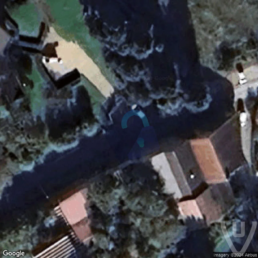 Villa Des I abandoned location in Auvergne-Rhone-Alpes, Auvergne-Rhone-Alpes, France - House for urban exploration