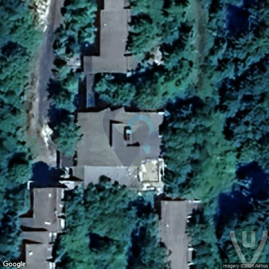 Pistes House abandoned location in Auvergne-Rhone-Alpes, Auvergne-Rhone-Alpes, France - House for urban exploration