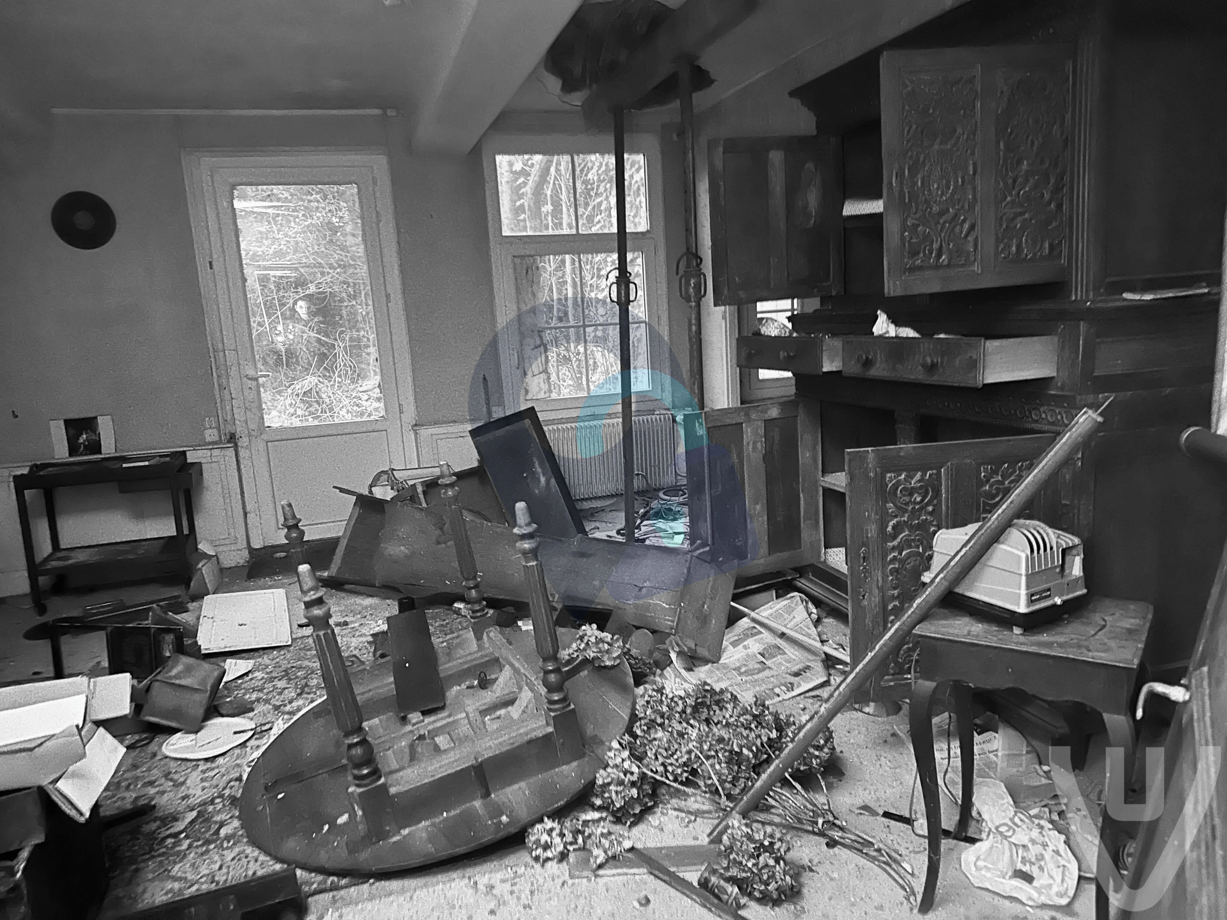 Manoir resurruction / Manoir aux Radio’s urban exploration location in France - Image 7