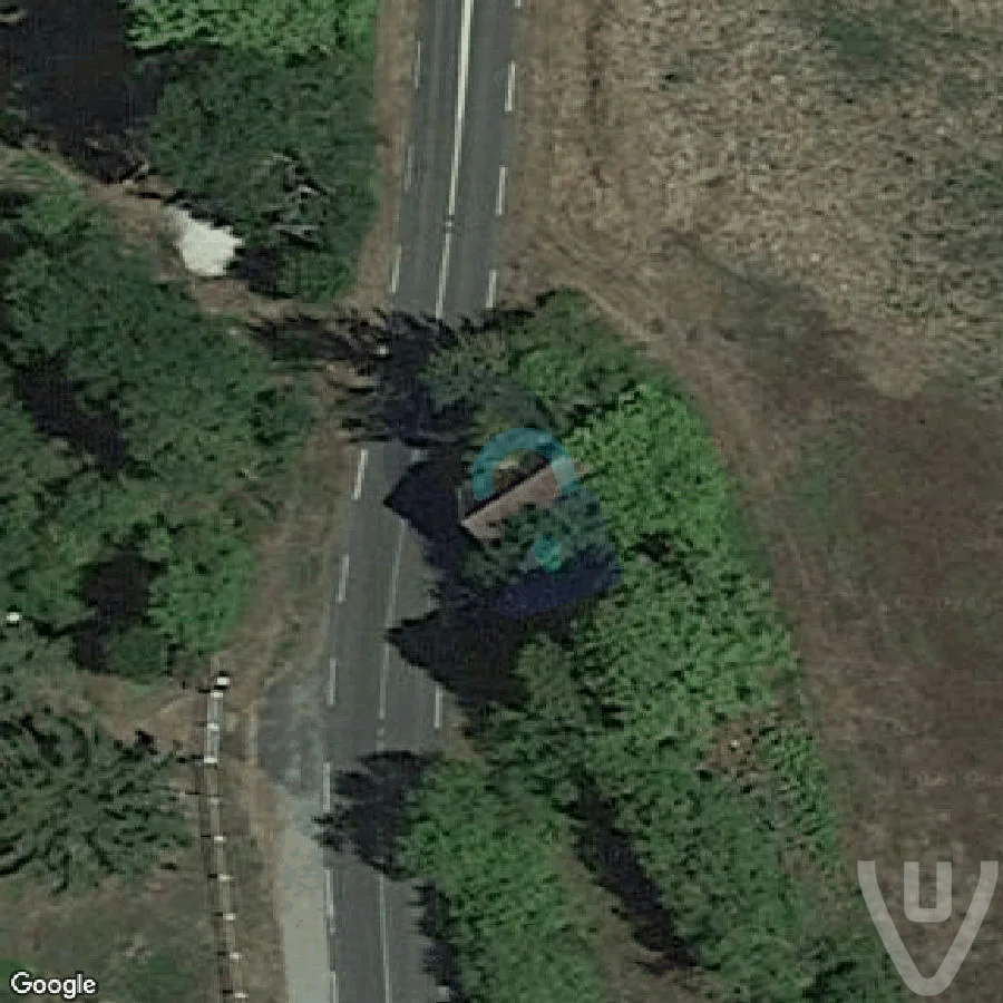 La maison du garde barrière abandoned location in Centre-Val de Loire, Centre-Val de Loire, France - House for urban exploration