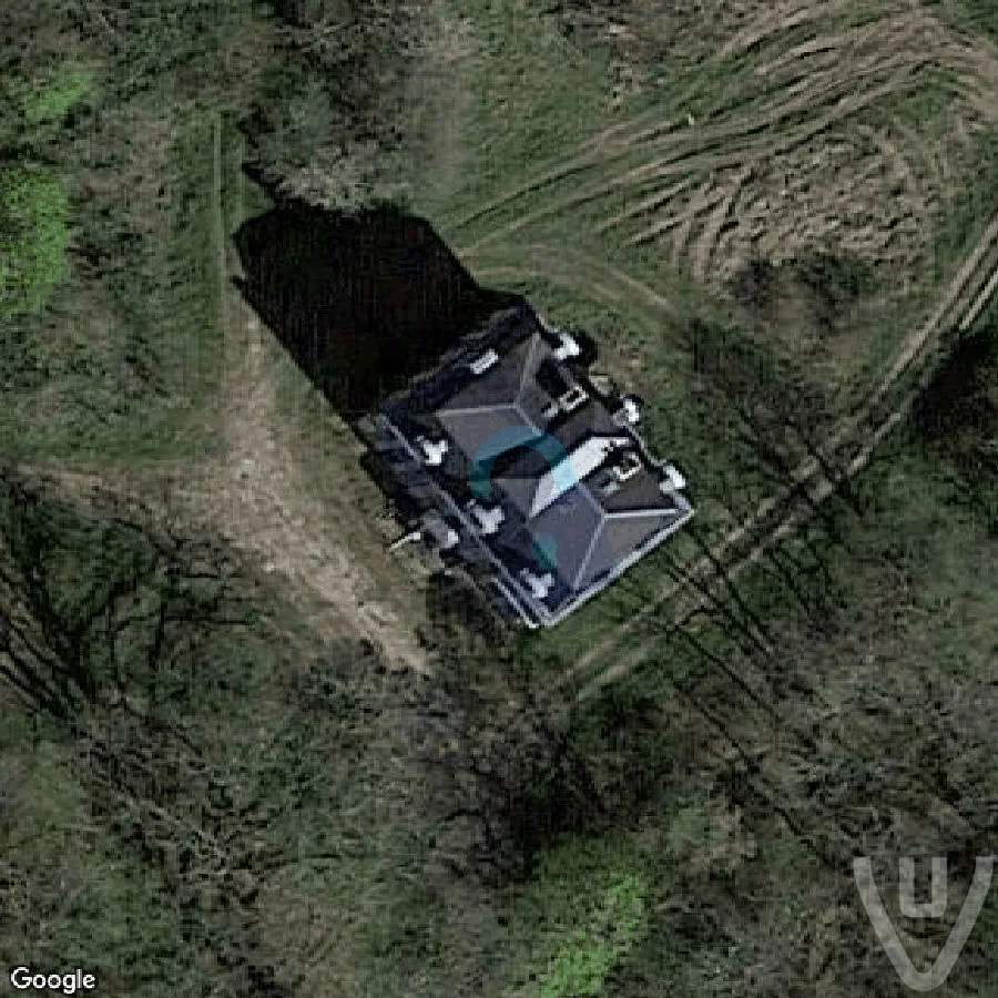 Manoir Mutilation abandoned location in Centre-Val de Loire, Centre-Val de Loire, France - House for urban exploration