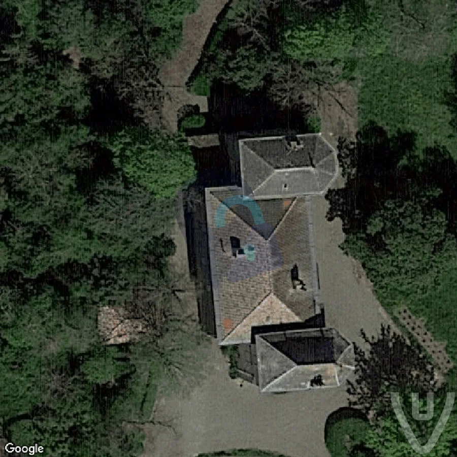 Manoir Alone abandoned location in Occitanie, Occitanie, France - House for urban exploration