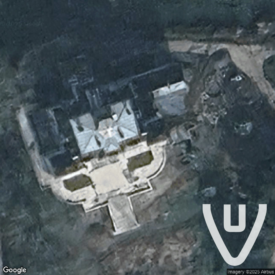 Château du mage blanc abandoned location in Nouvelle-Aquitaine, Nouvelle-Aquitaine, France - Castle for urban exploration