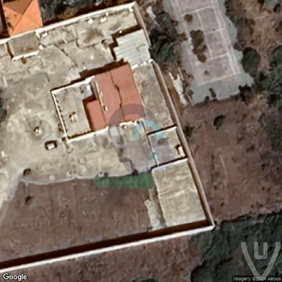 Lost Paradise Pool abandoned location in Campania, Campania, Italy - Swimmingpool for urban exploration