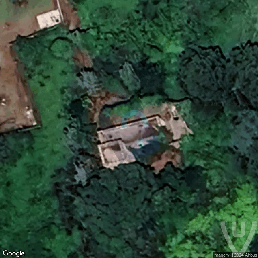 Castello nella foresta abandoned location in Latium, Latium, Italy - Castle for urban exploration