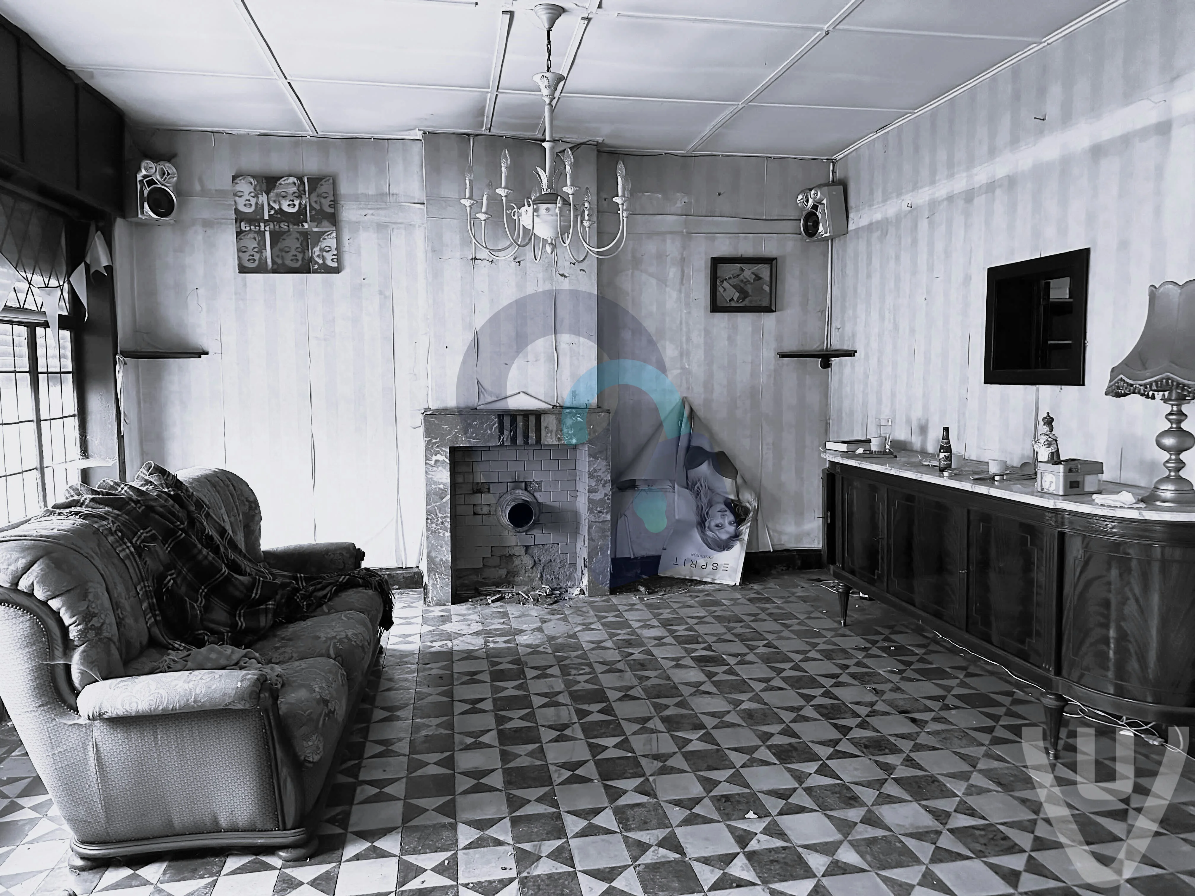 Cafe Sexy / Maison Anniversaire urban exploration location in Belgium - Image 4