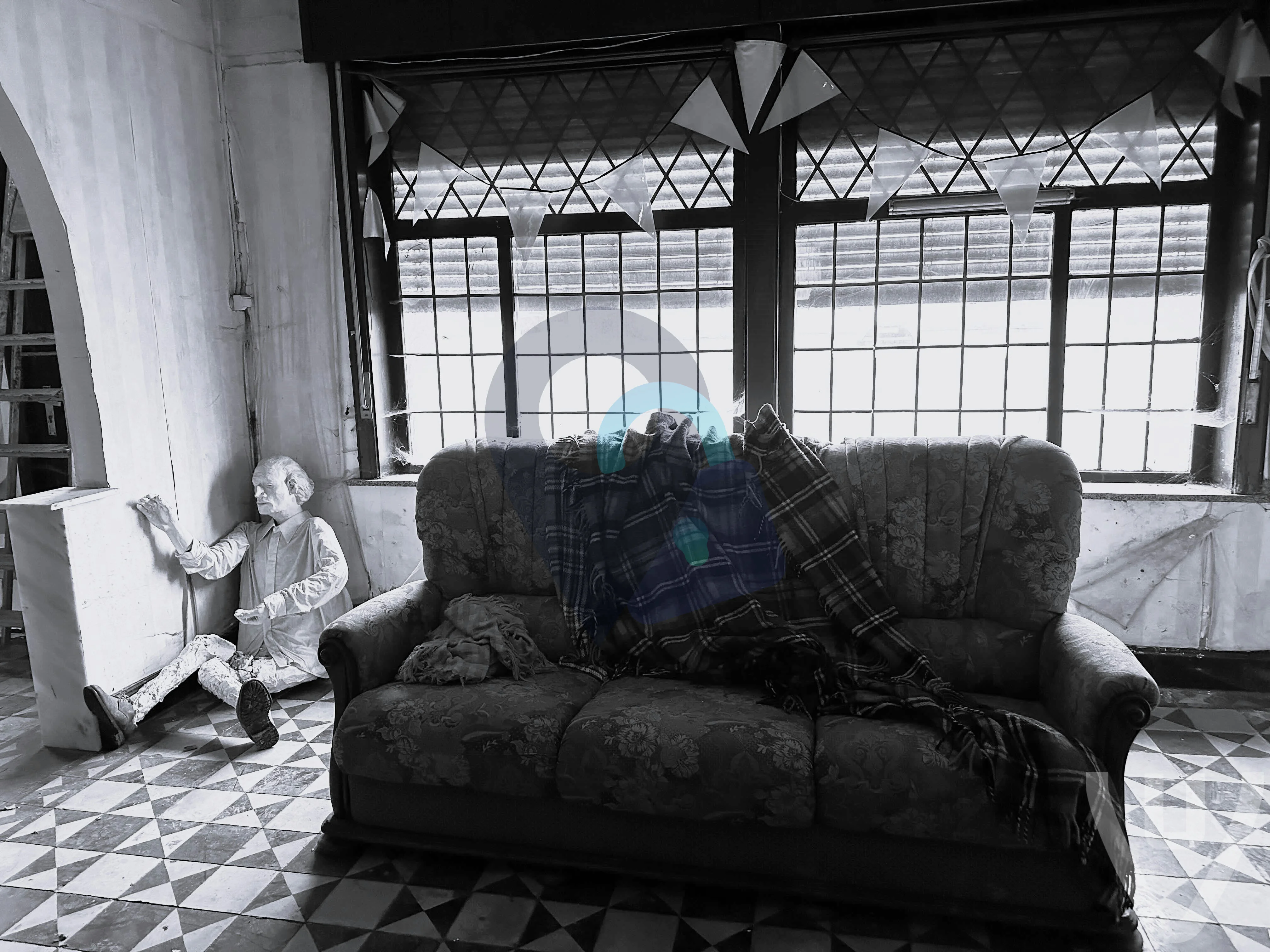 Cafe Sexy / Maison Anniversaire urban exploration location in Belgium - Image 3