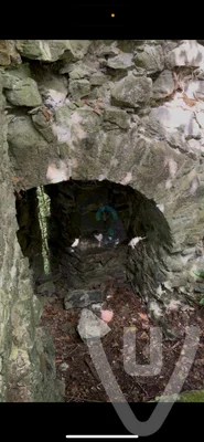 Ruines du Chateau d'Ambleve urban exploration location in Belgium - Image 5