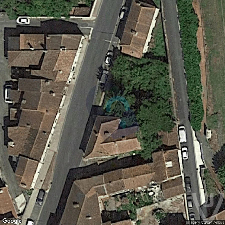 La maison d’à côté abandoned location in Occitanie, Occitanie, France - House for urban exploration