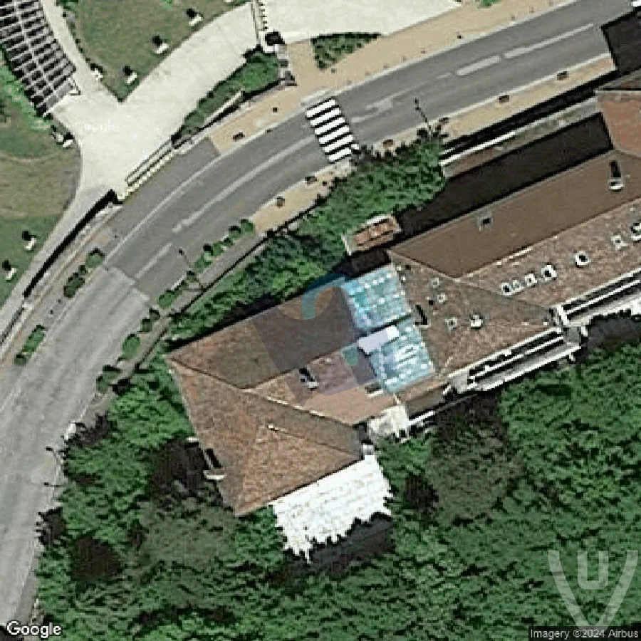 Hotel de Luxe abandoned location in Grand Est, Grand Est, France - Hotel for urban exploration