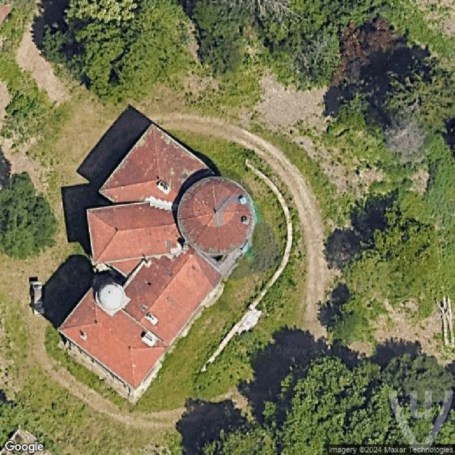 Château Grenouille abandoned location in Auvergne-Rhone-Alpes, Auvergne-Rhone-Alpes, France for urban exploration