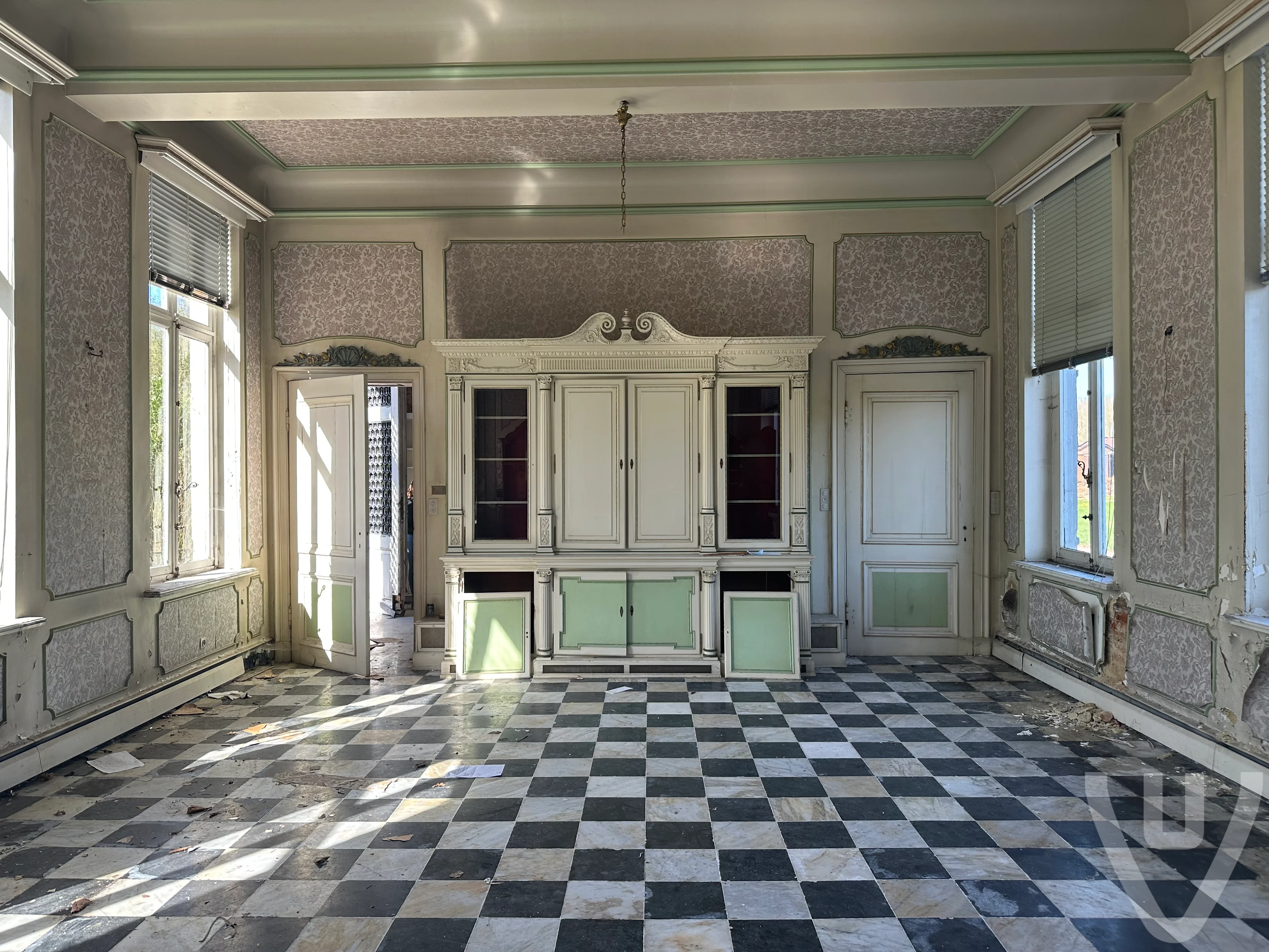 Manoir Lustre urban exploration location in Belgium - Image 5