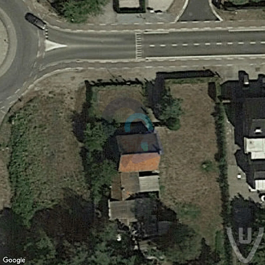 Maison Red abandoned location in Flanders, Flanders, Belgium - House for urban exploration