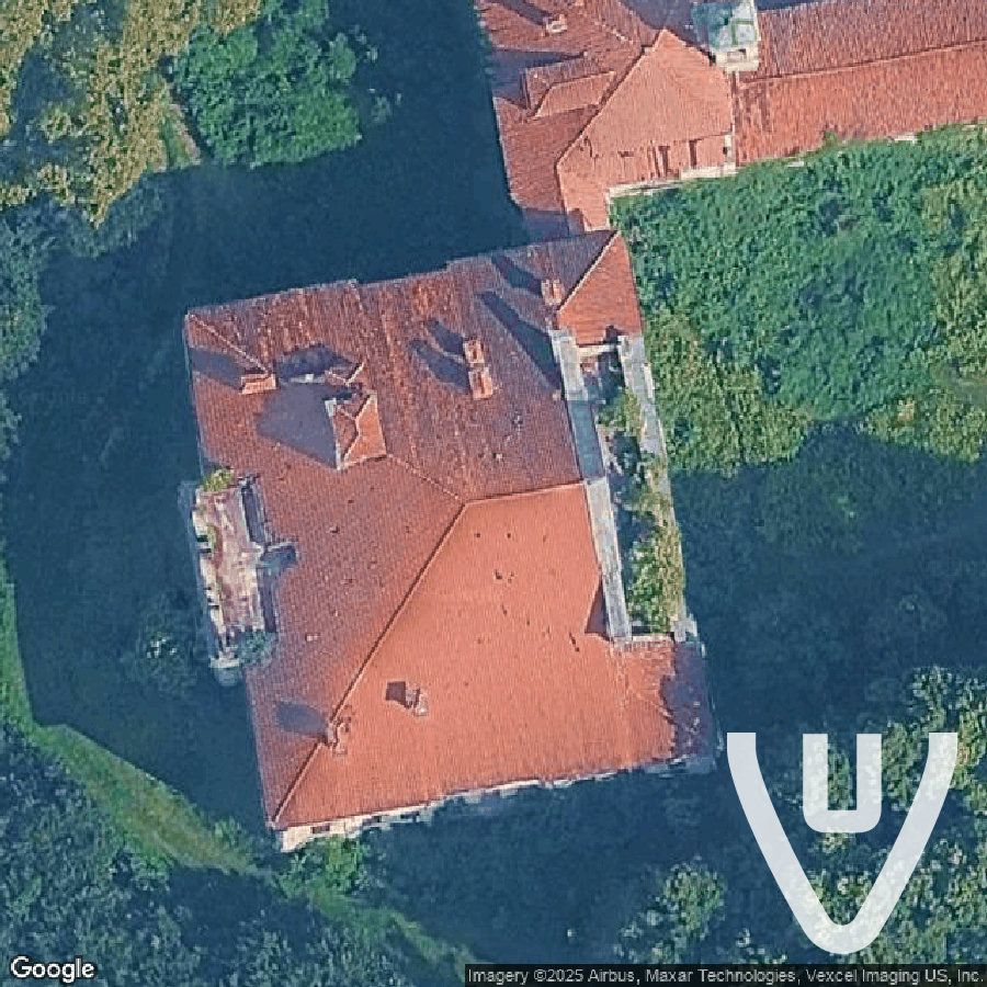 Villa Conchiglia abandoned location in Piedmont, Piedmont, Italy - Villa - highly rated urbex spot for urban exploration