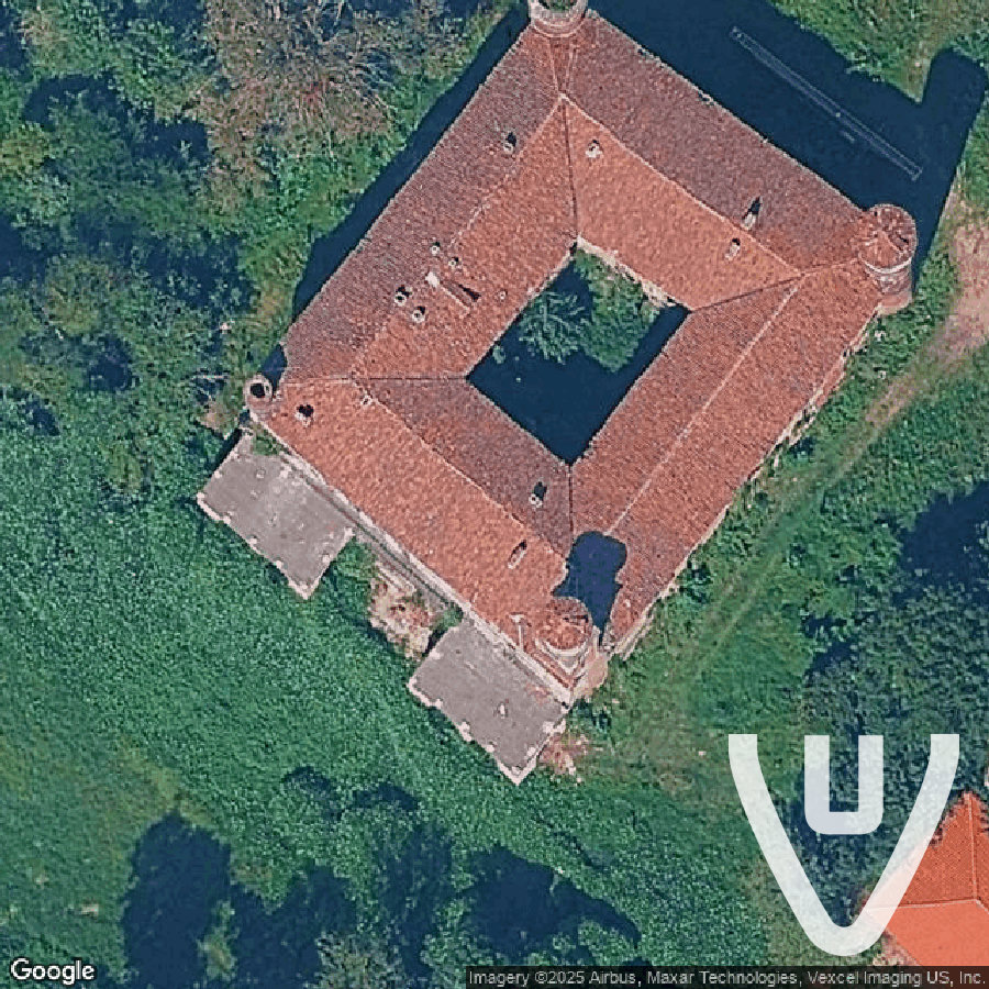 Castello Mirafiori / Castello del Drosso