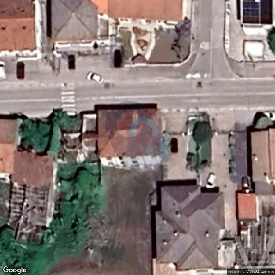 Casa con balcone abandoned location in Veneto, Veneto, Italy - House for urban exploration