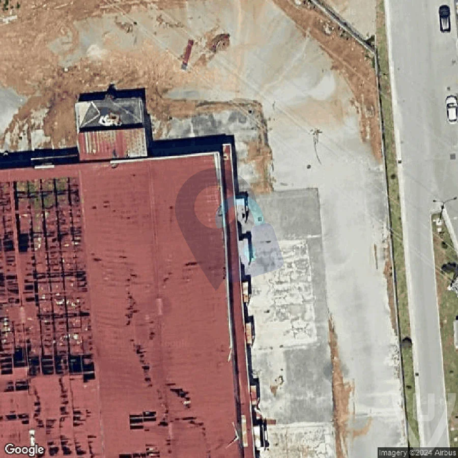 Fabbrica Tetto Ruggine abandoned location in Campania, Campania, Italy - Factory for urban exploration