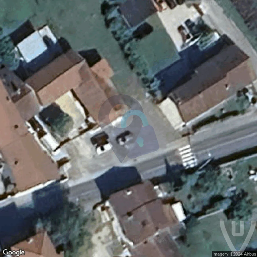 Maison du sauvage abandoned location in Auvergne-Rhone-Alpes, Auvergne-Rhone-Alpes, France - House for urban exploration