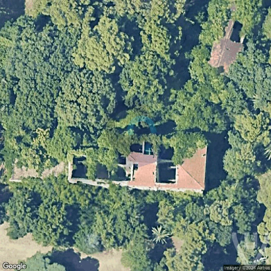 Steampunk Greenhouse abandoned location in Tuscany, Tuscany, Italy - House for urban exploration