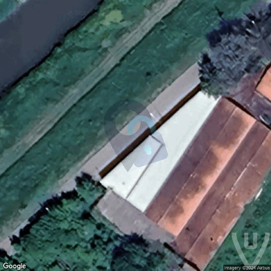 Jungle Market abandoned location in Tuscany, Tuscany, Italy - Entertainment for urban exploration