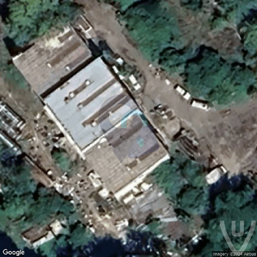 L’hôtel au cimetière de voitures abandoned location in Bourgogne-Franche-Comte, Bourgogne-Franche-Comte, France - Hotel for urban exploration