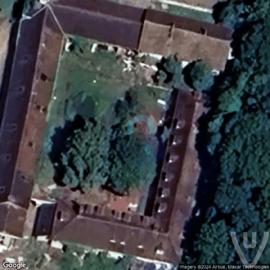 L’hôtel des damnés abandoned location in Ile-de-France, Ile-de-France, France - Hotel for urban exploration